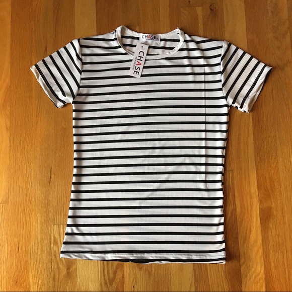 Black and White Striped Short Sleeve Top - Picture 2 of 6